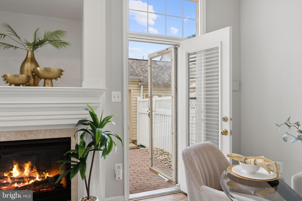 1324 MAIN MEWS