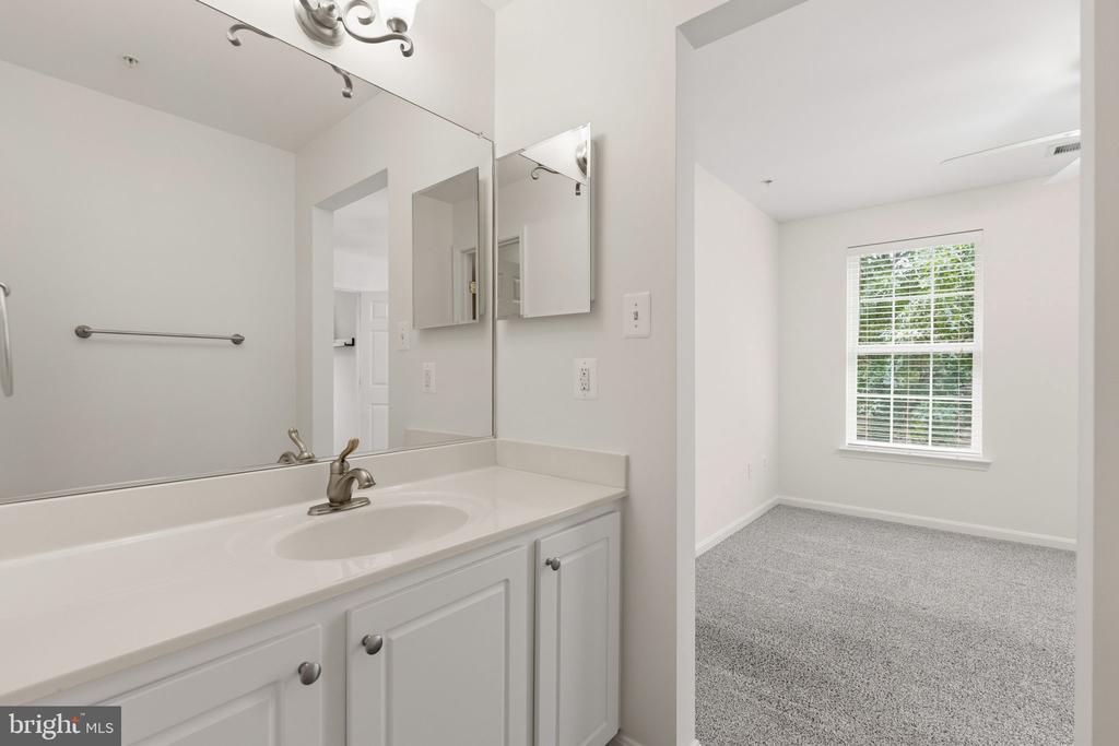 1324 MAIN MEWS
