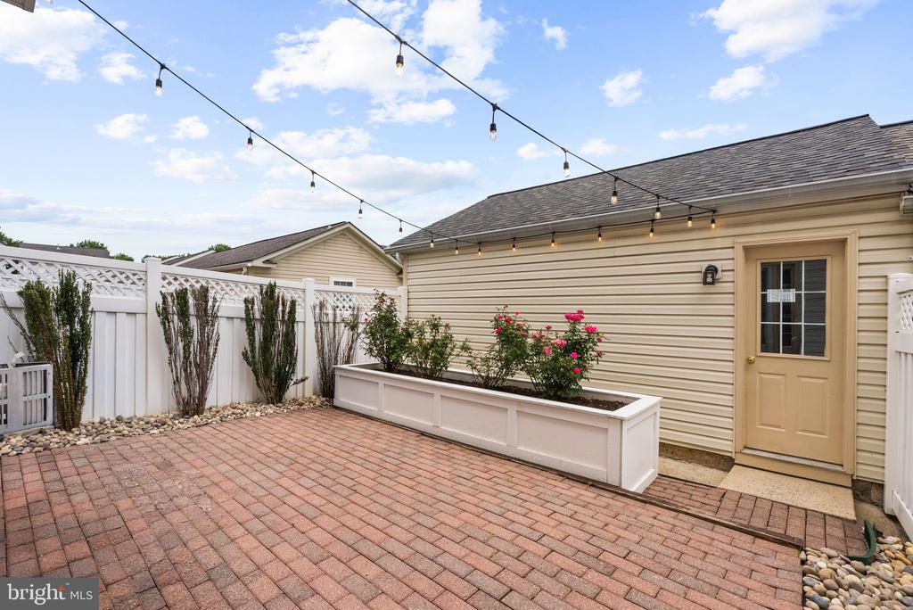 1324 MAIN MEWS