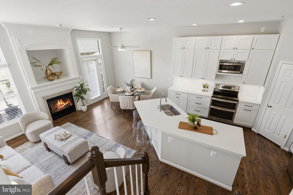 1324 MAIN MEWS