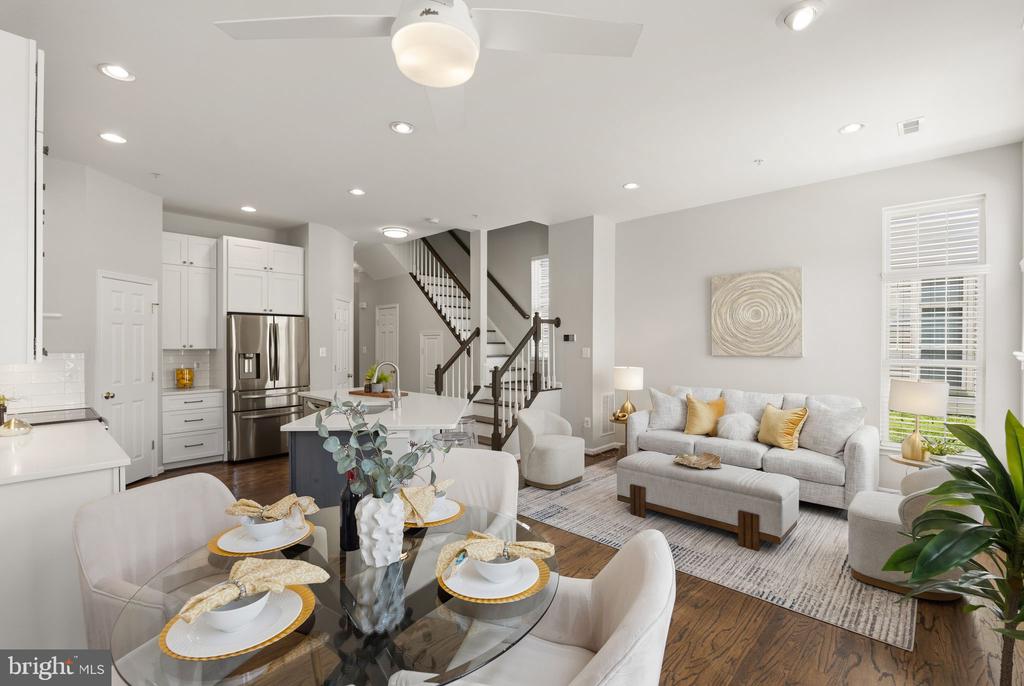 1324 MAIN MEWS