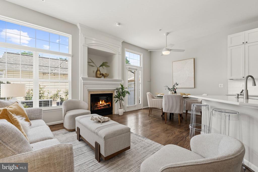 1324 MAIN MEWS
