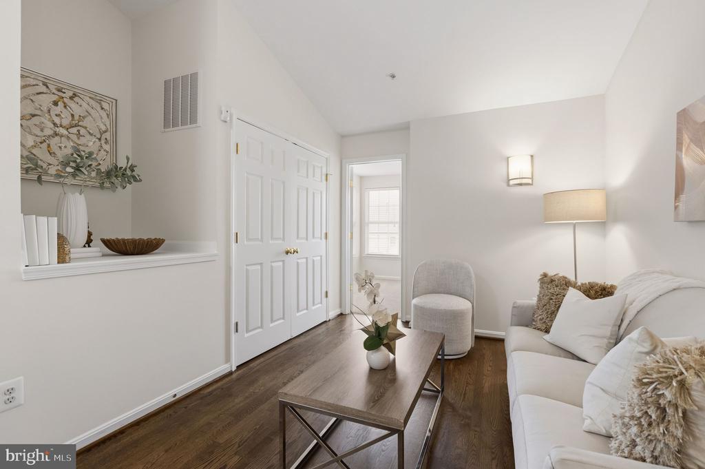 1324 MAIN MEWS