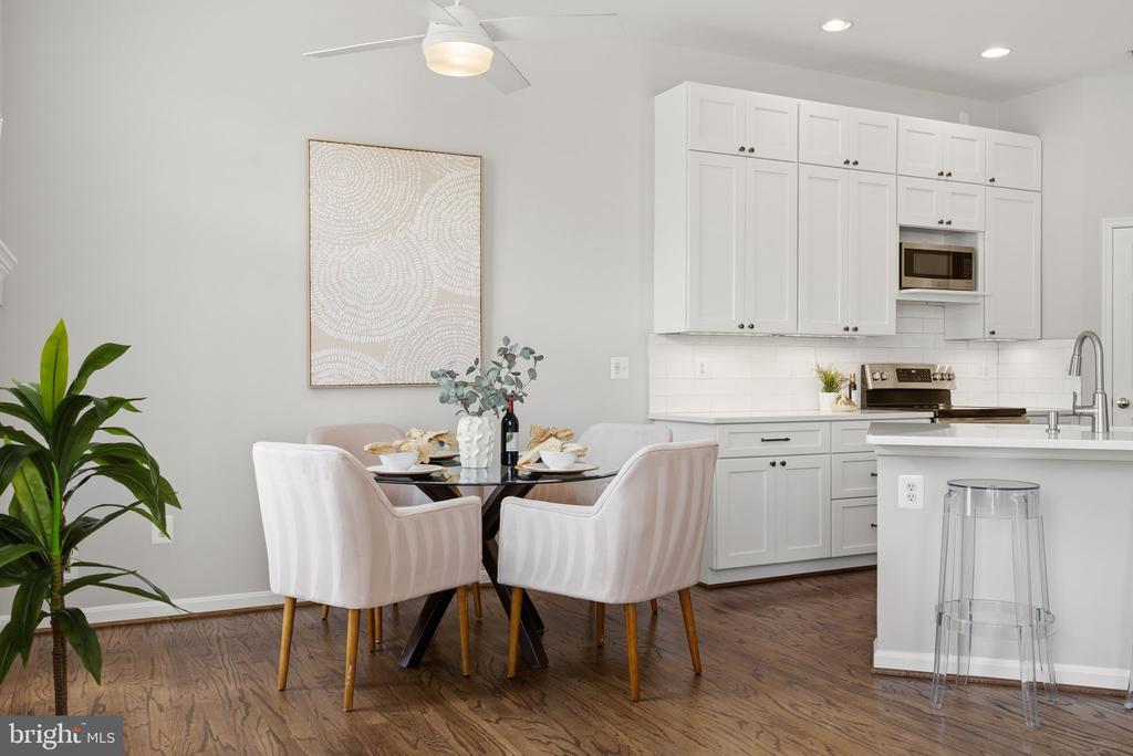 1324 MAIN MEWS
