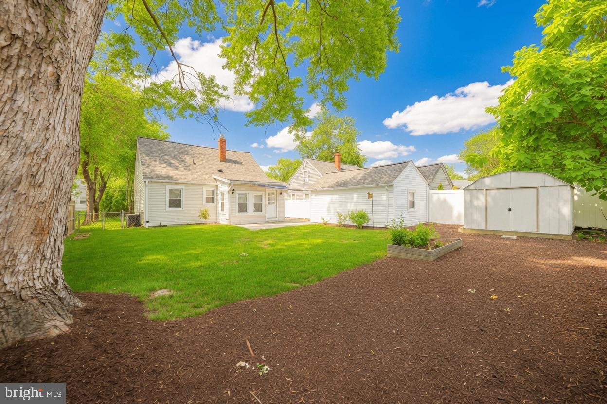 1011 PAUL DRIVE
