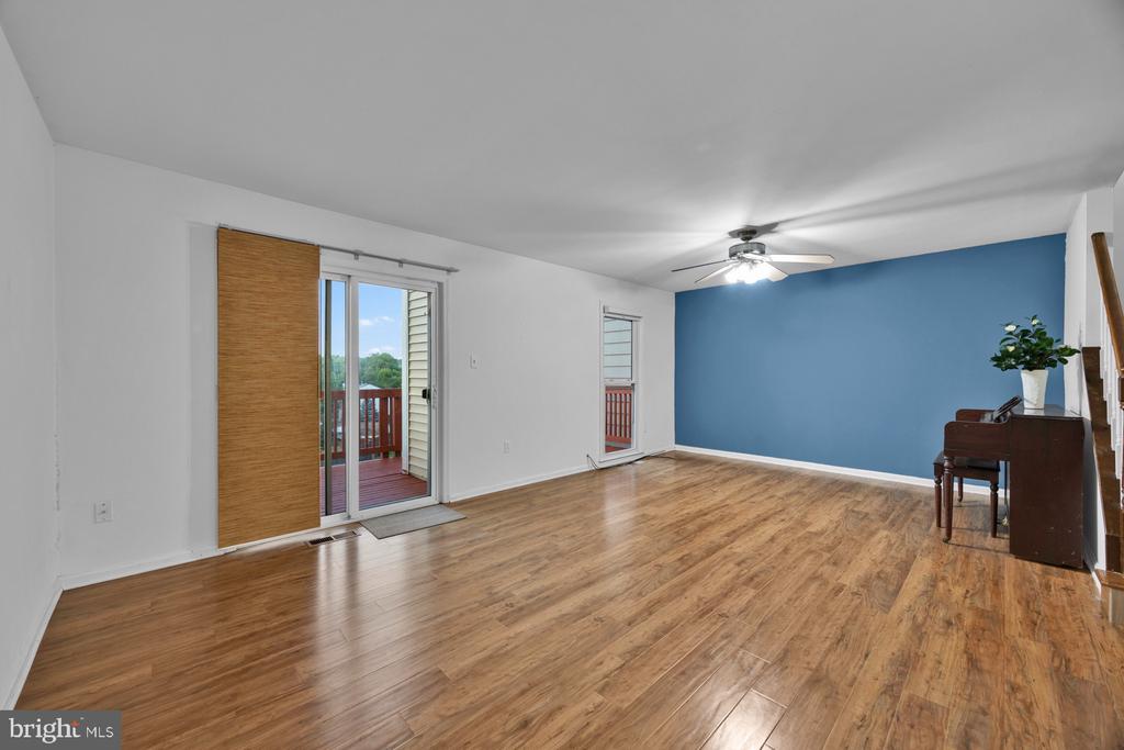 13125 COUNTRY RIDGE DRIVE