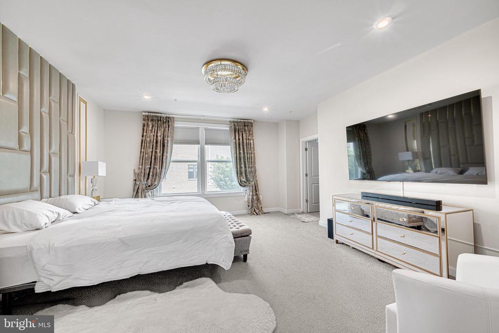 16316 CONNORS WAY Unit: 15