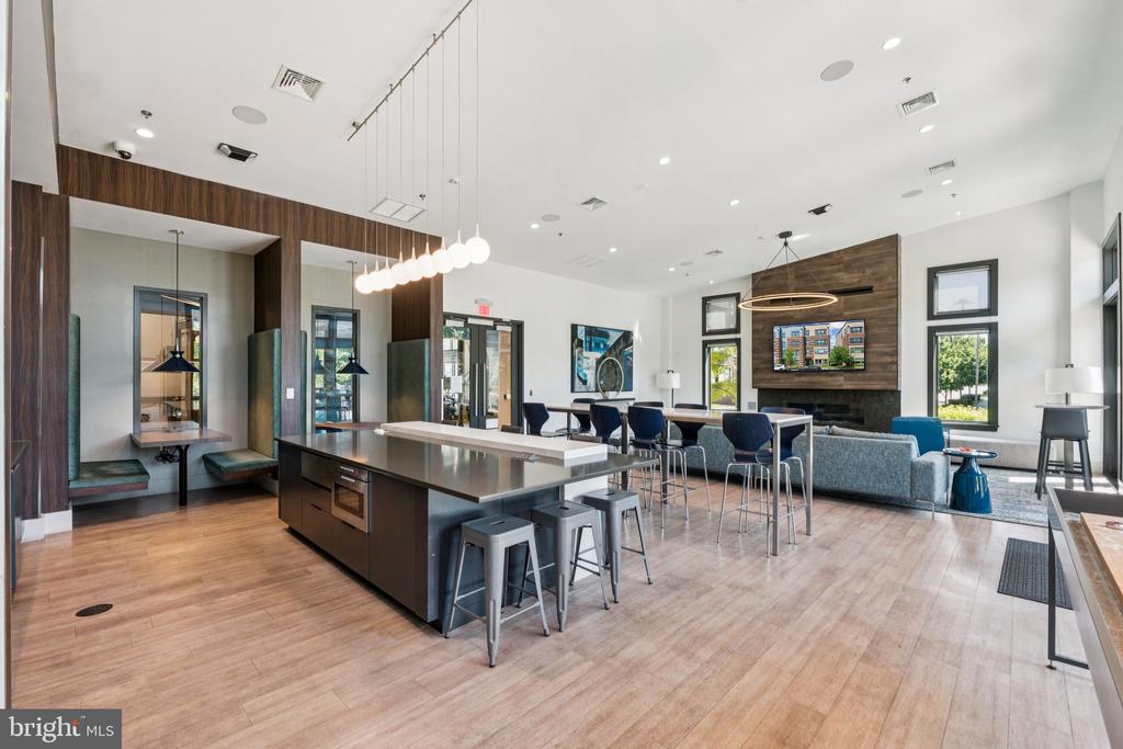 16316 CONNORS WAY Unit: 15