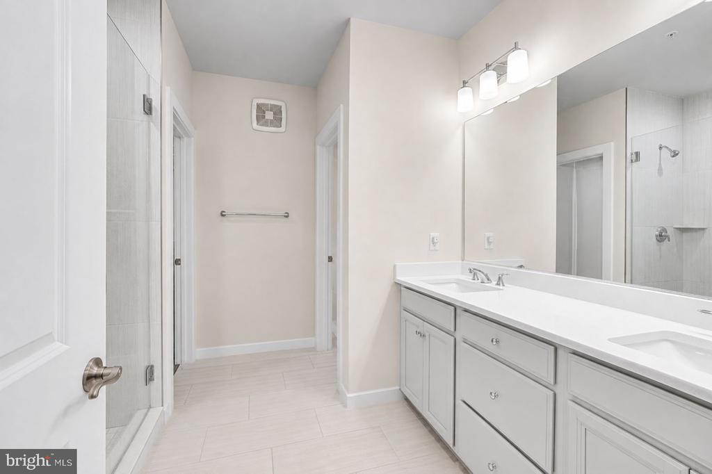 16316 CONNORS WAY Unit: 15
