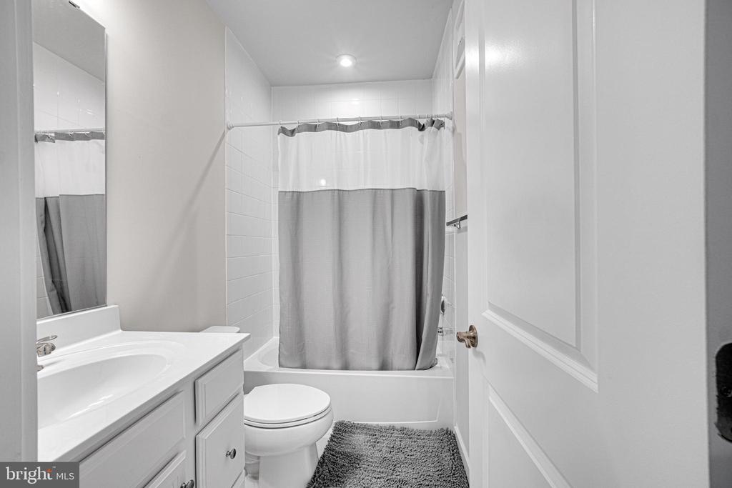 16316 CONNORS WAY Unit: 15