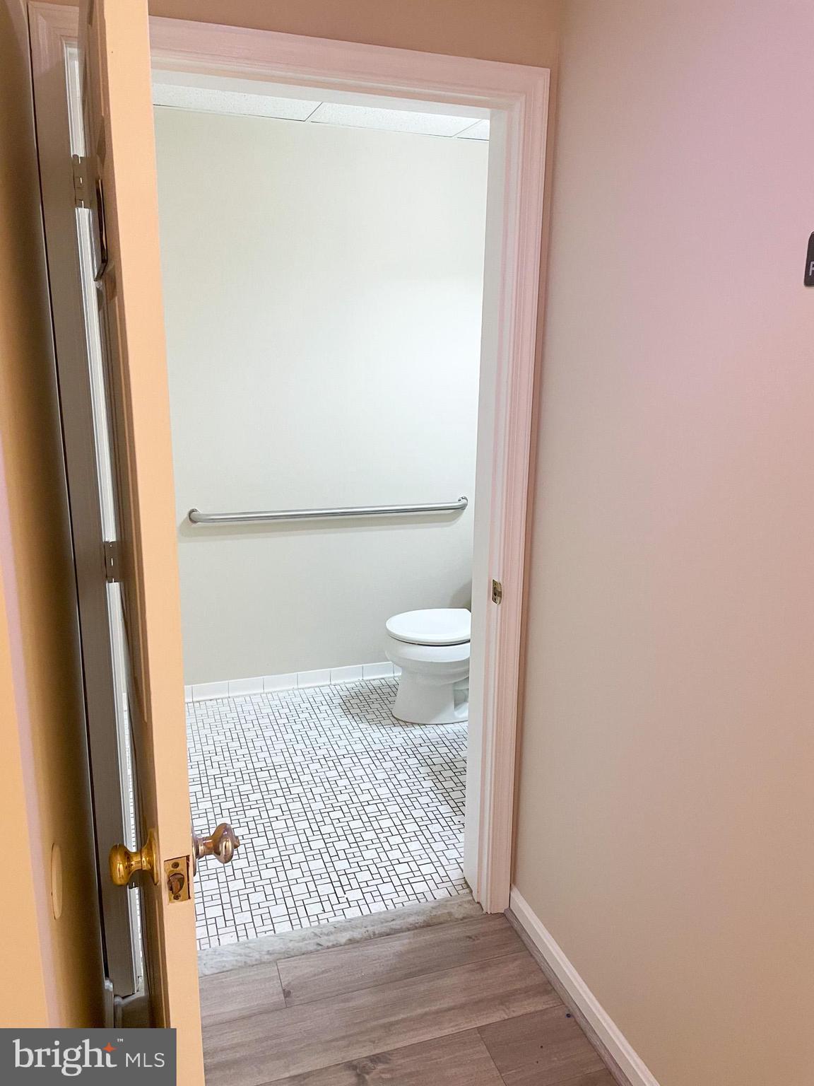 14333 Laurel Bowie ROAD Unit: 203