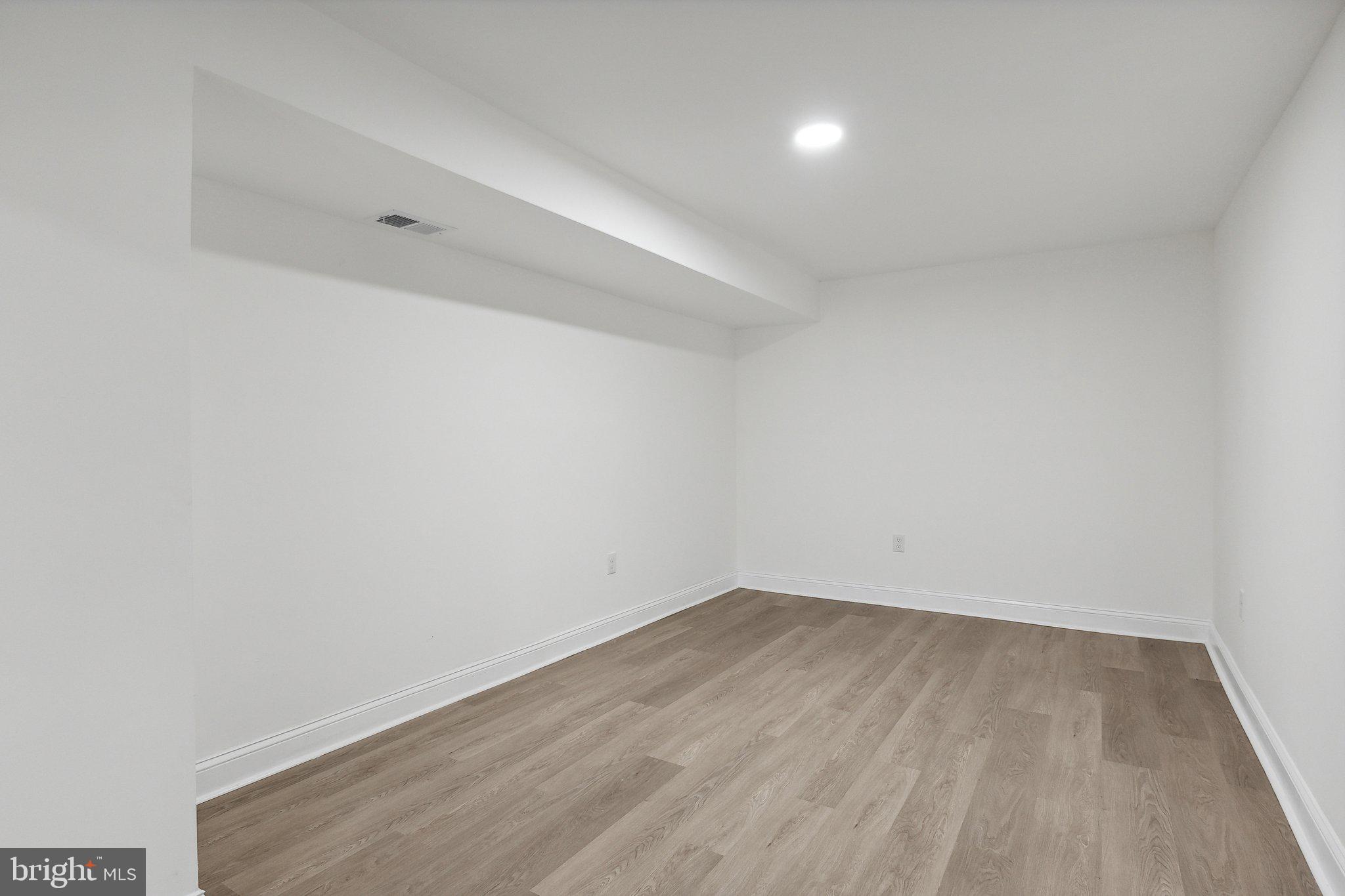 10920 Flintlock Ln