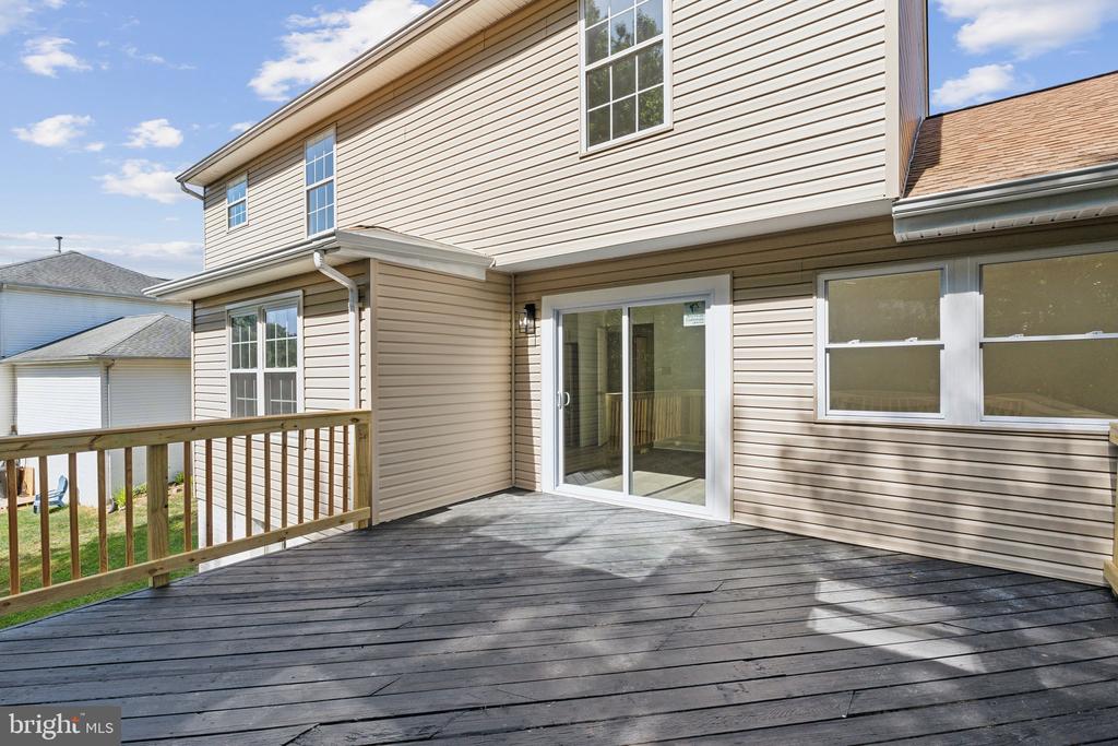 10920 Flintlock Ln