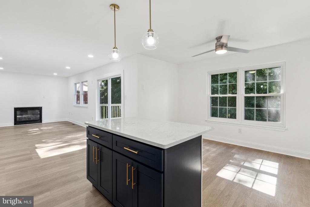 10920 Flintlock Ln