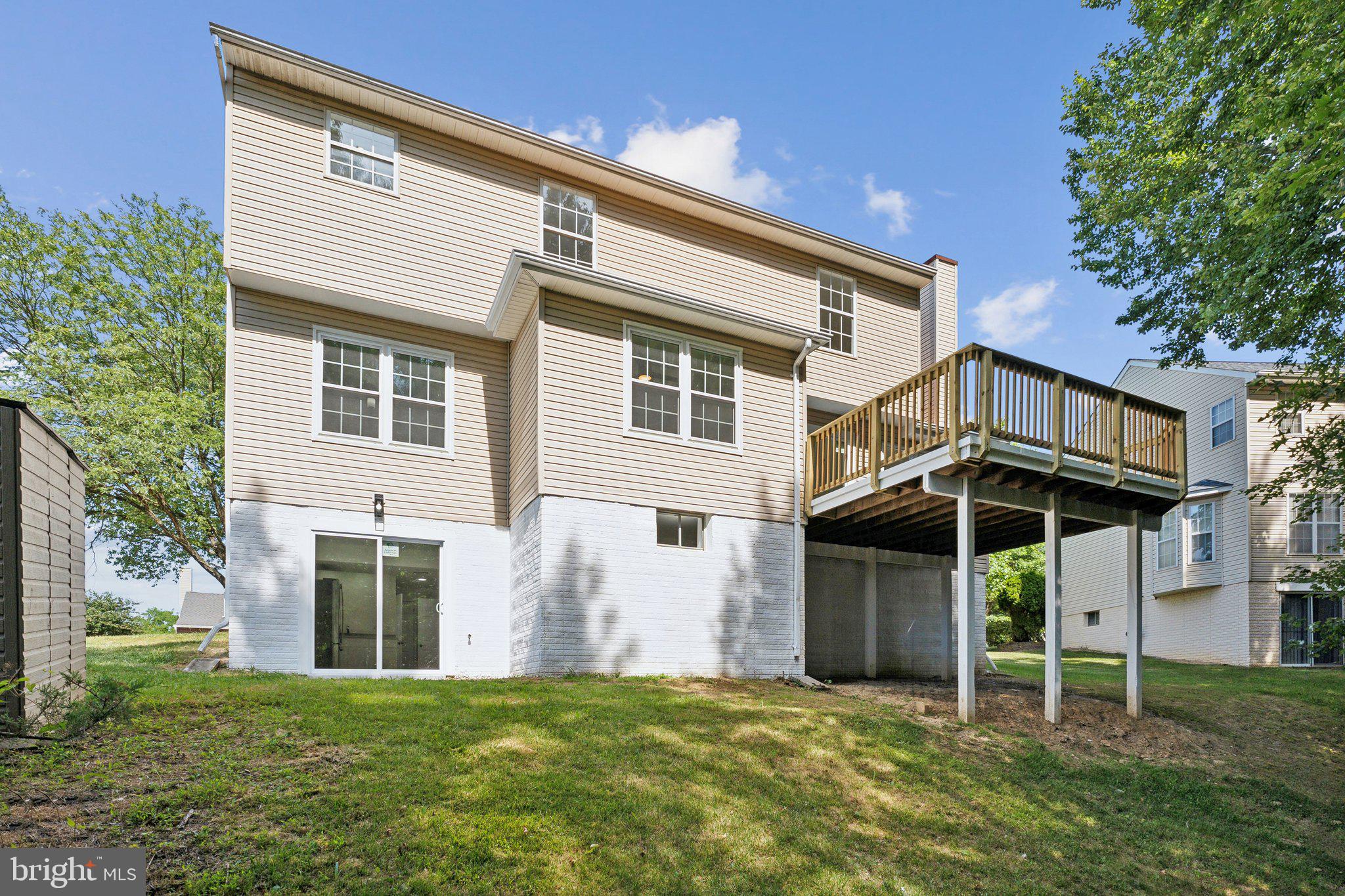 10920 Flintlock Ln
