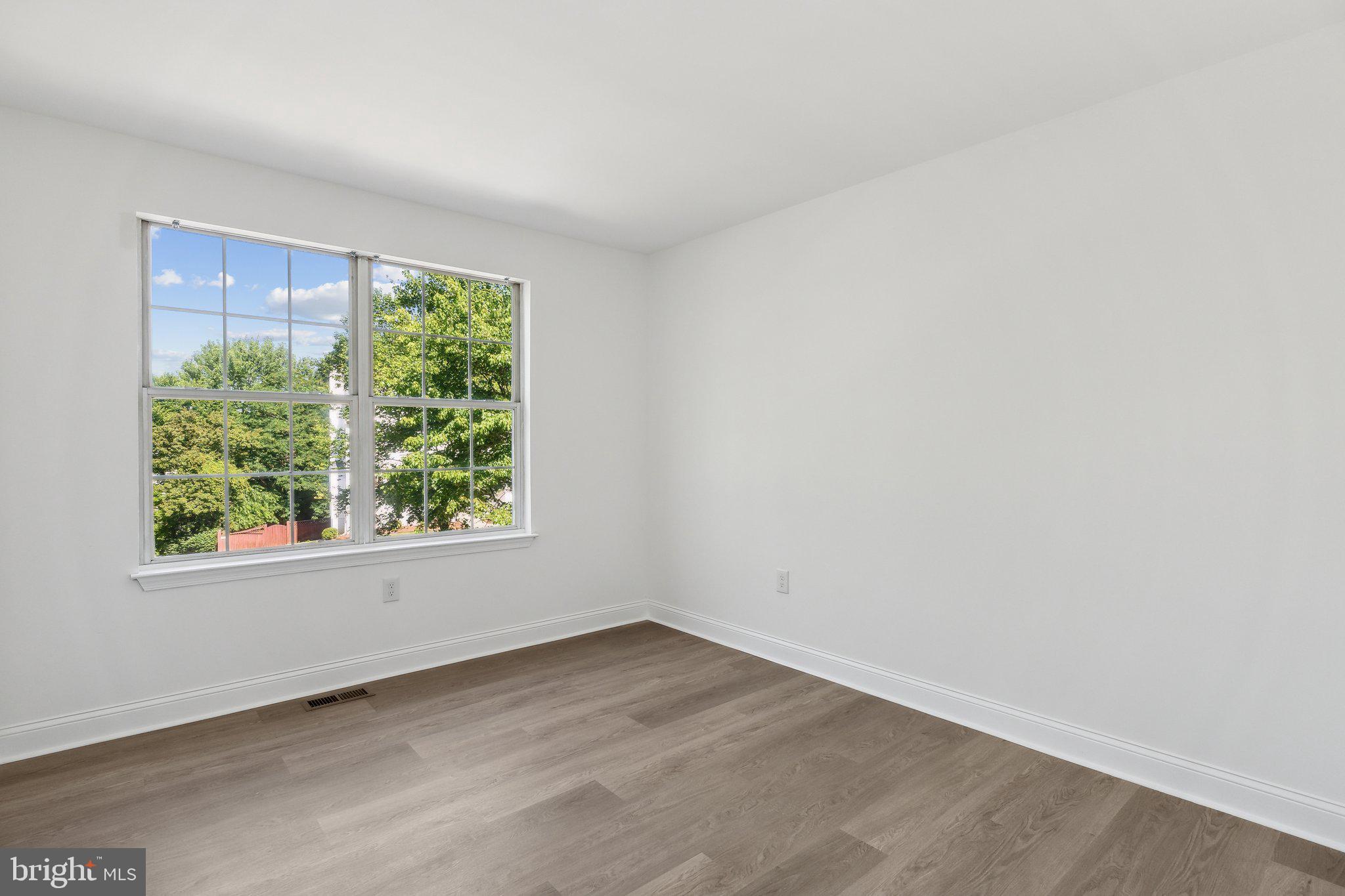 10920 Flintlock Ln