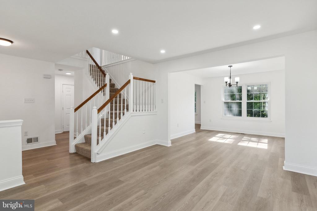 10920 Flintlock Ln