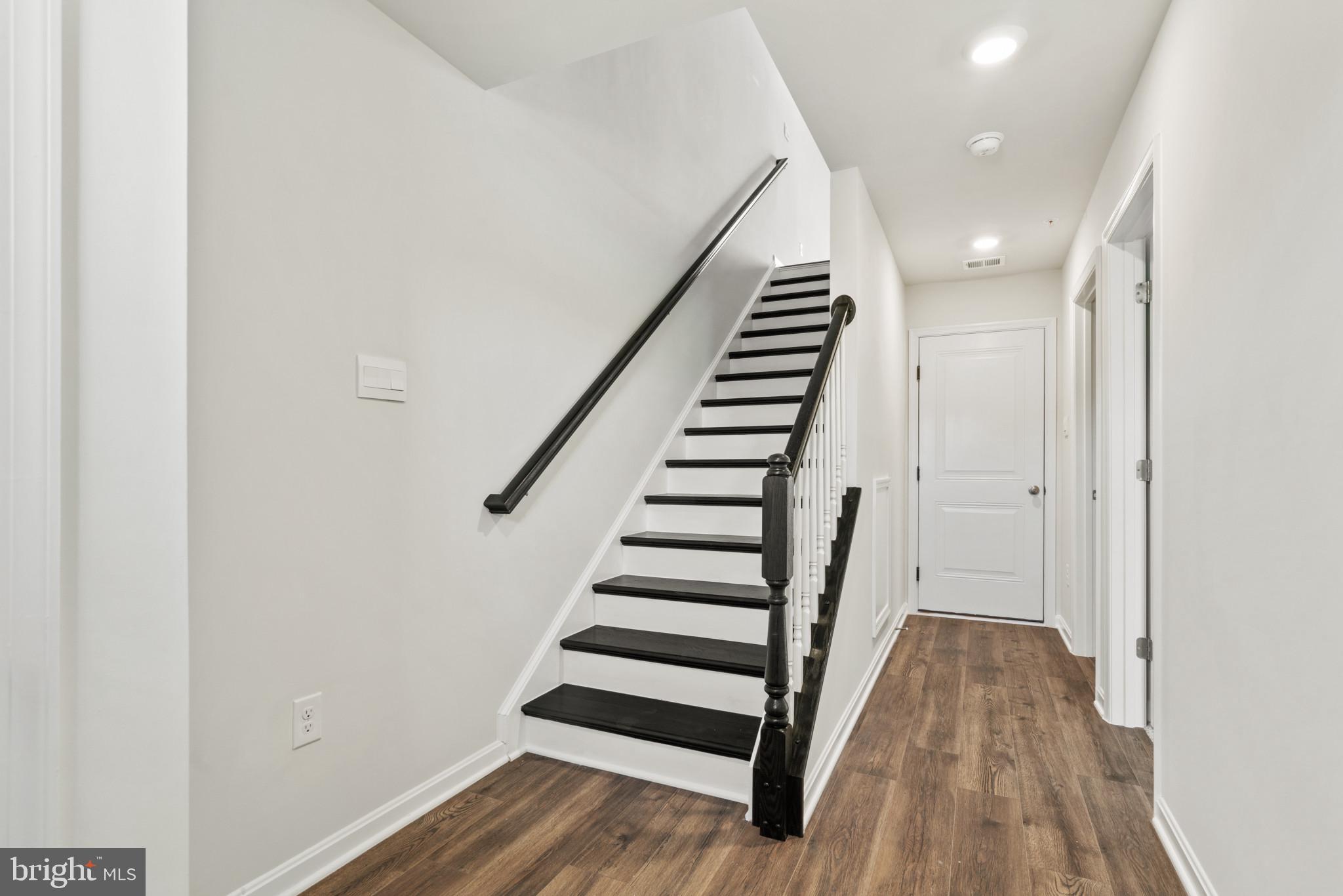 7446 Fern Gully Way