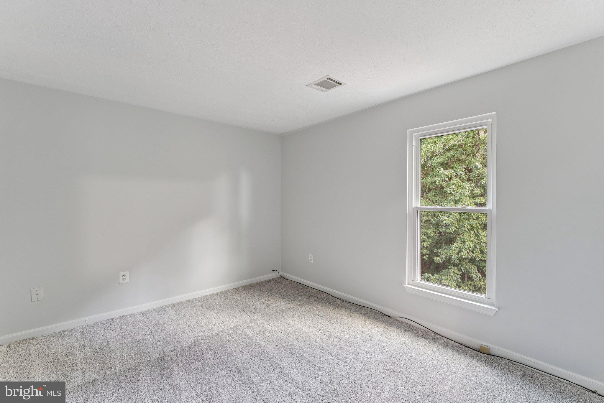10912 Flintlock Ln