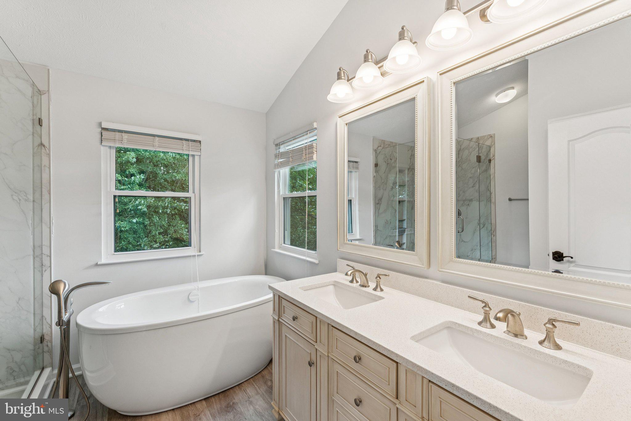 10912 Flintlock Ln