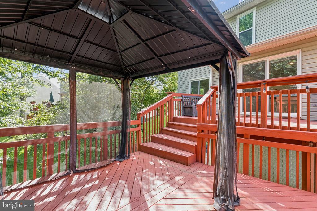 10912 Flintlock Ln