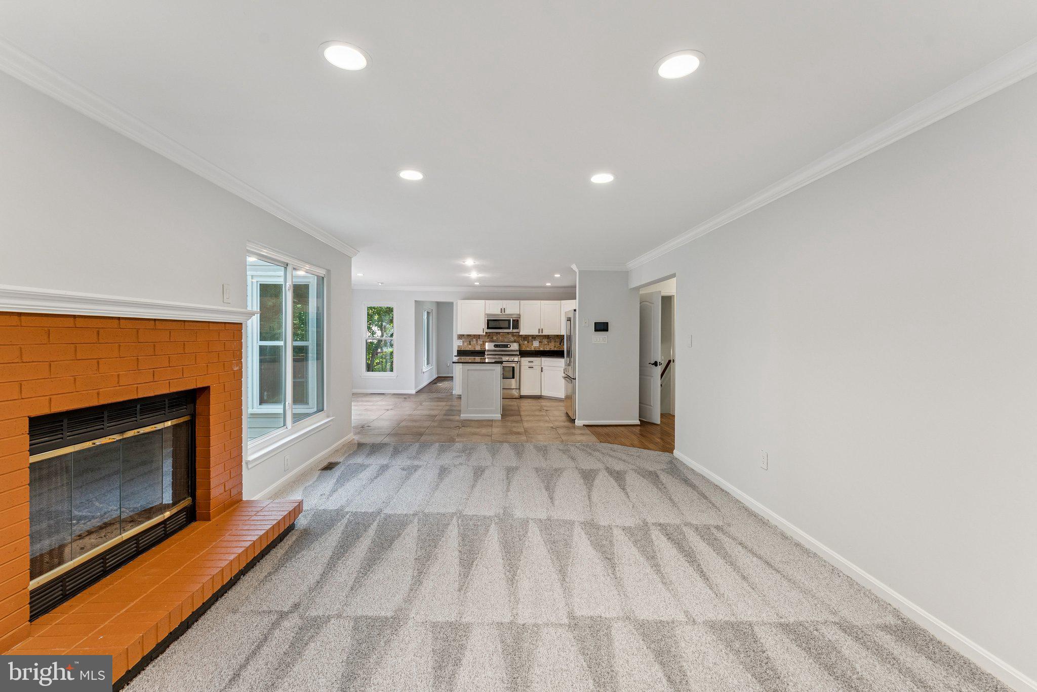 10912 Flintlock Ln