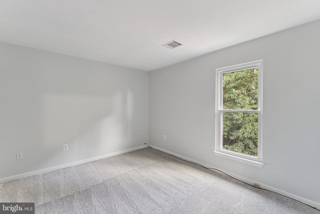 10912 Flintlock Ln
