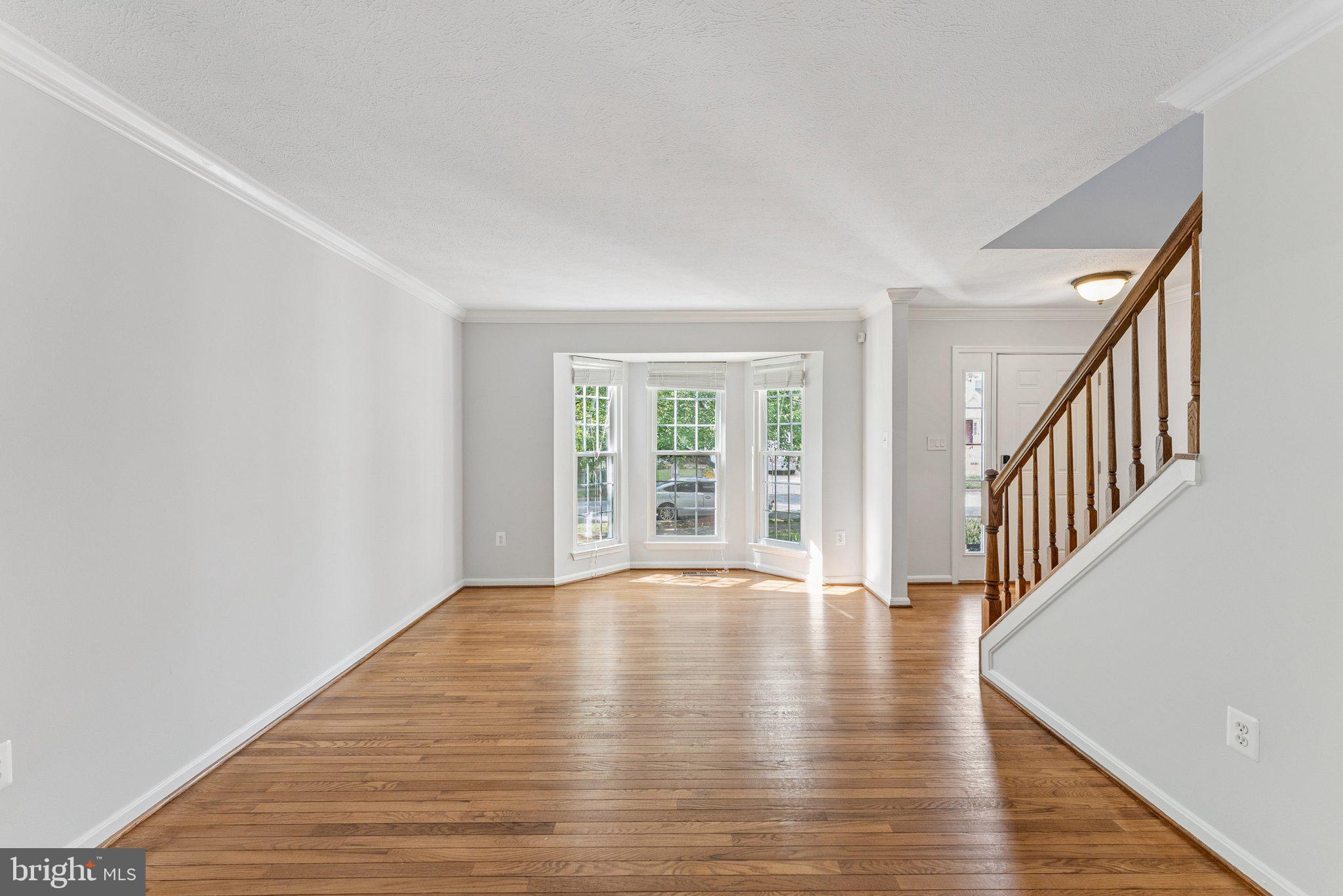 10912 Flintlock Ln