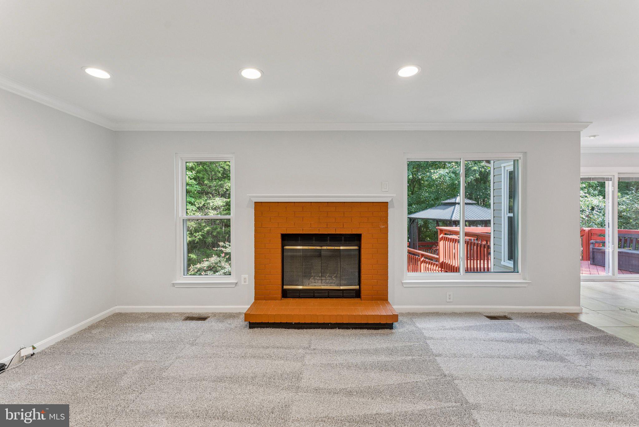 10912 Flintlock Ln