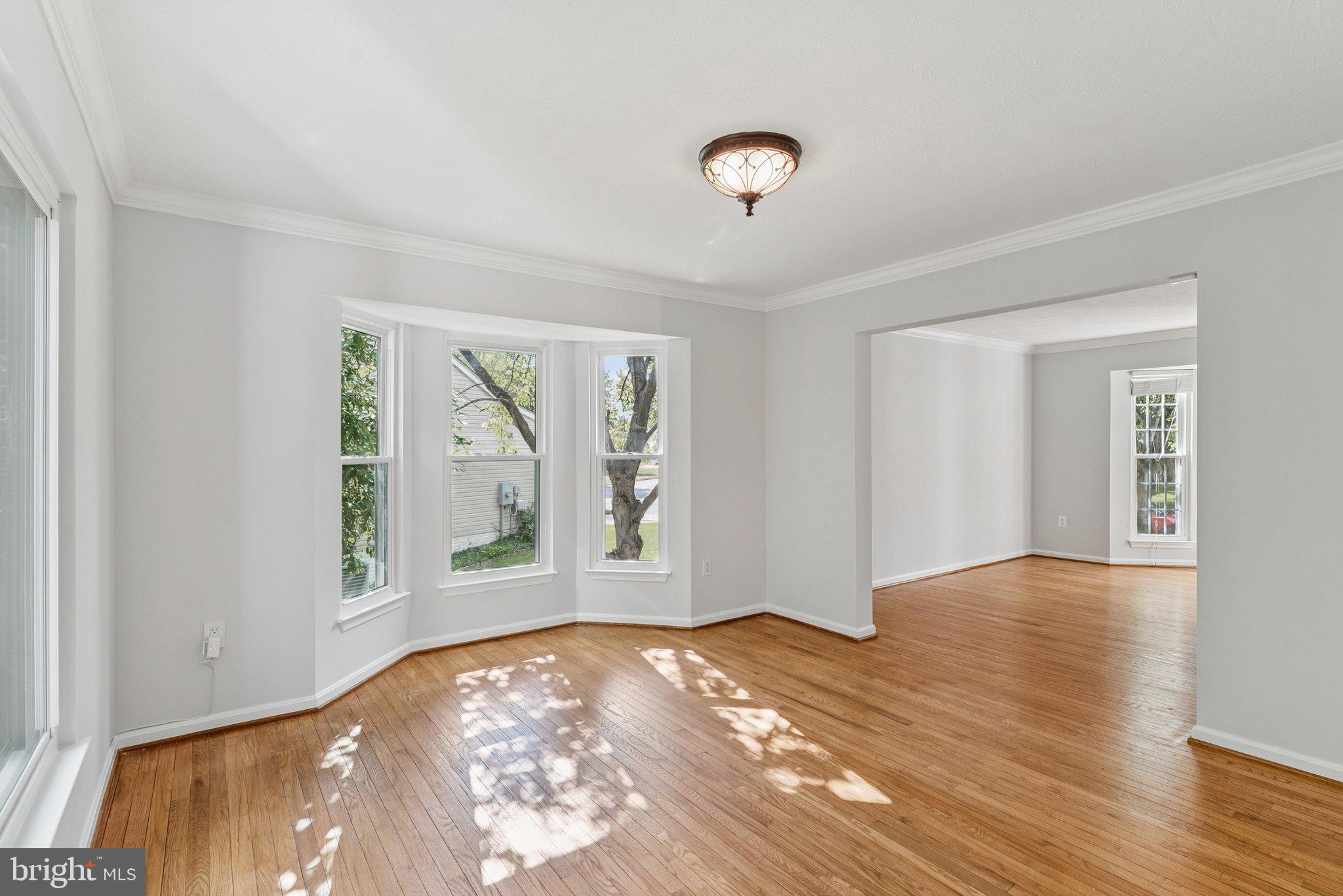 10912 Flintlock Ln