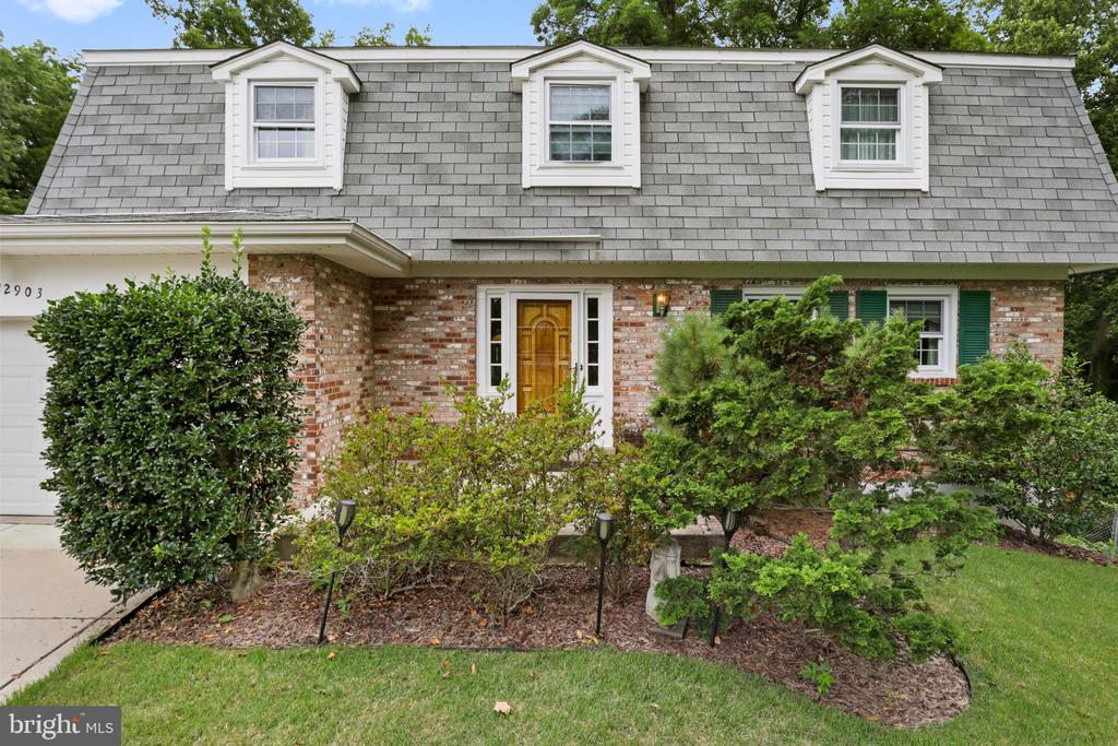 12903 DAUPHIN COURT