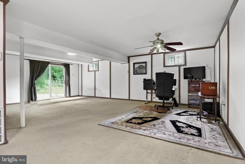 12903 DAUPHIN COURT