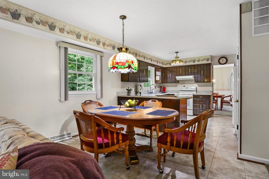 12903 DAUPHIN COURT