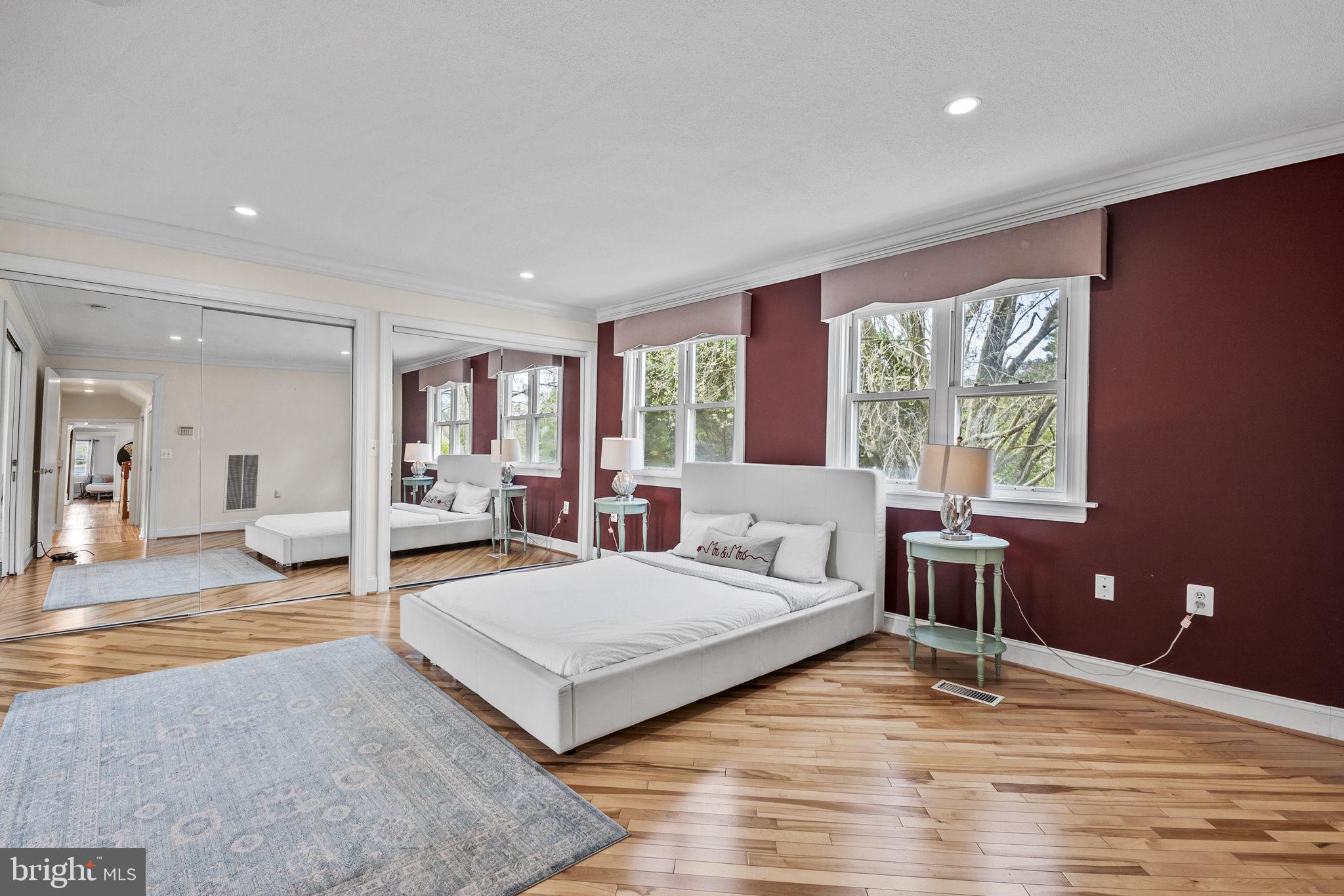 160 Somerset
