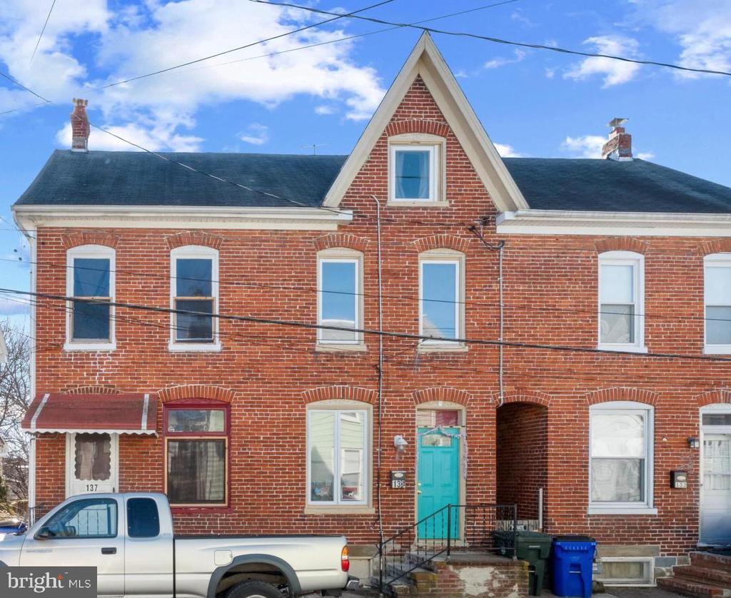 137 Randolph Ave