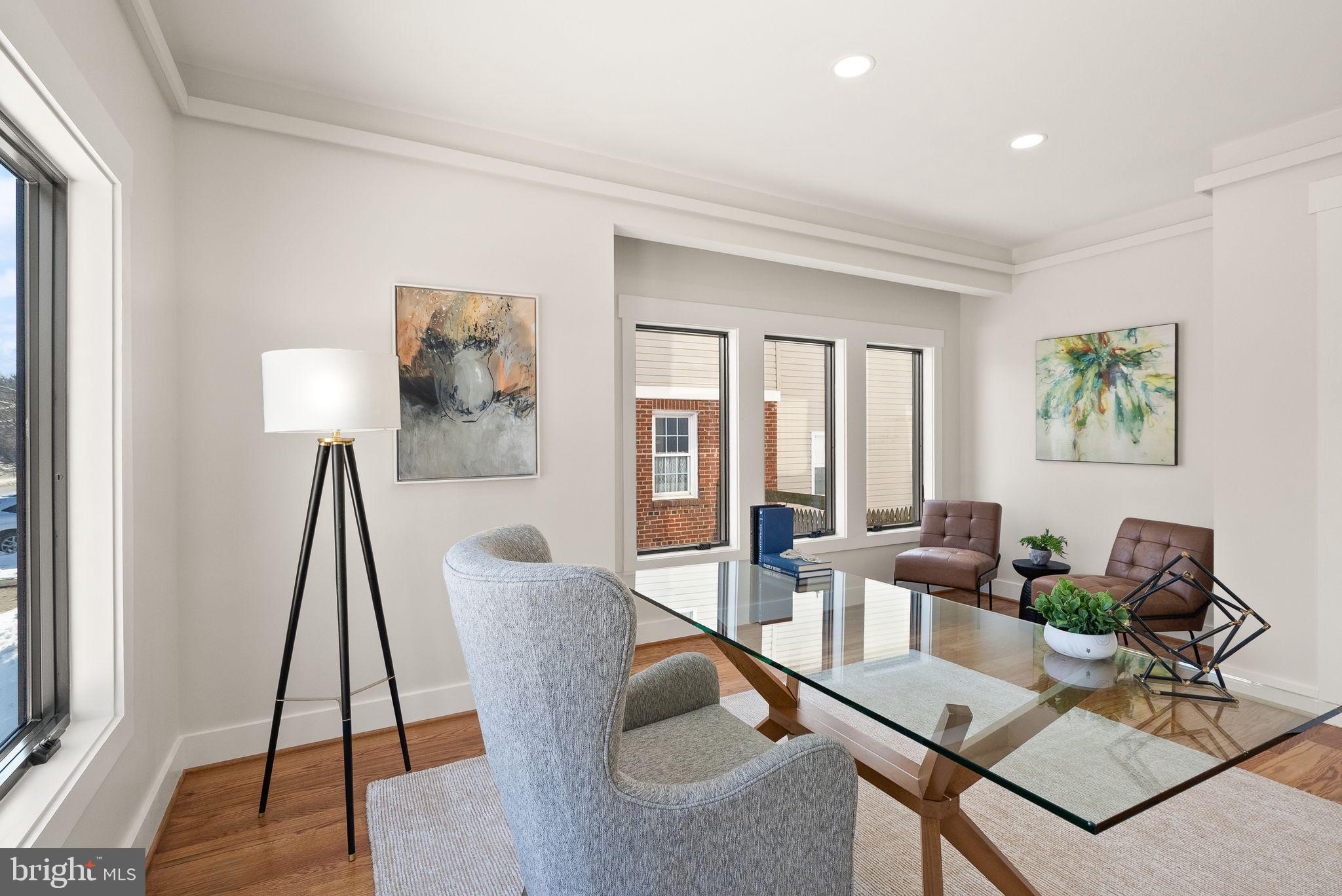 742 N GEORGE MASON DRIVE