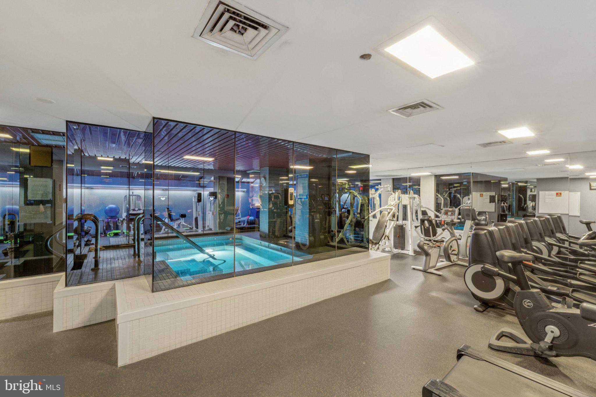 1530 KEY BOULEVARD 929