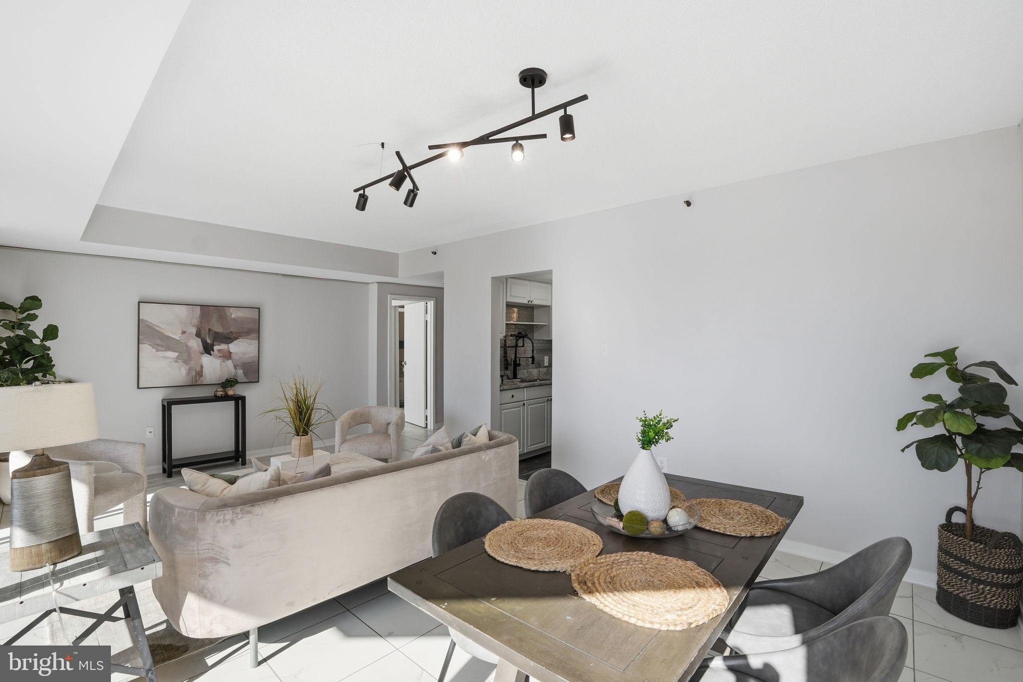 1530 KEY BOULEVARD 929