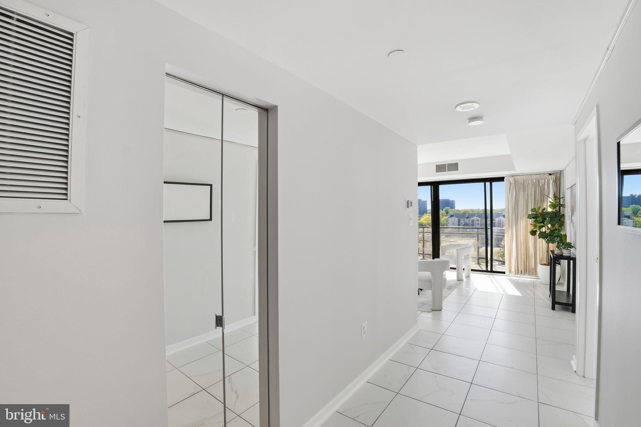 1530 KEY BOULEVARD 929