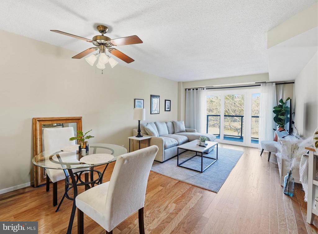 2100 LANGSTON BLVD Unit: 207