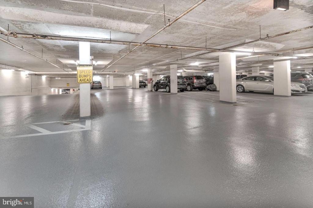 2100 LANGSTON BLVD Unit: 207