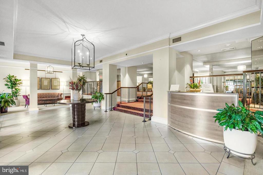 2100 LANGSTON BLVD Unit: 207