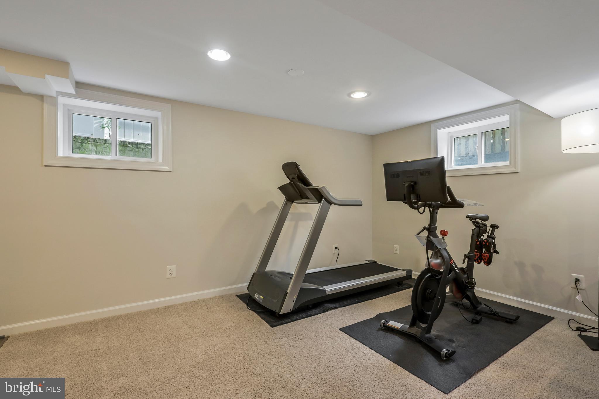 5109 Talbot Pl