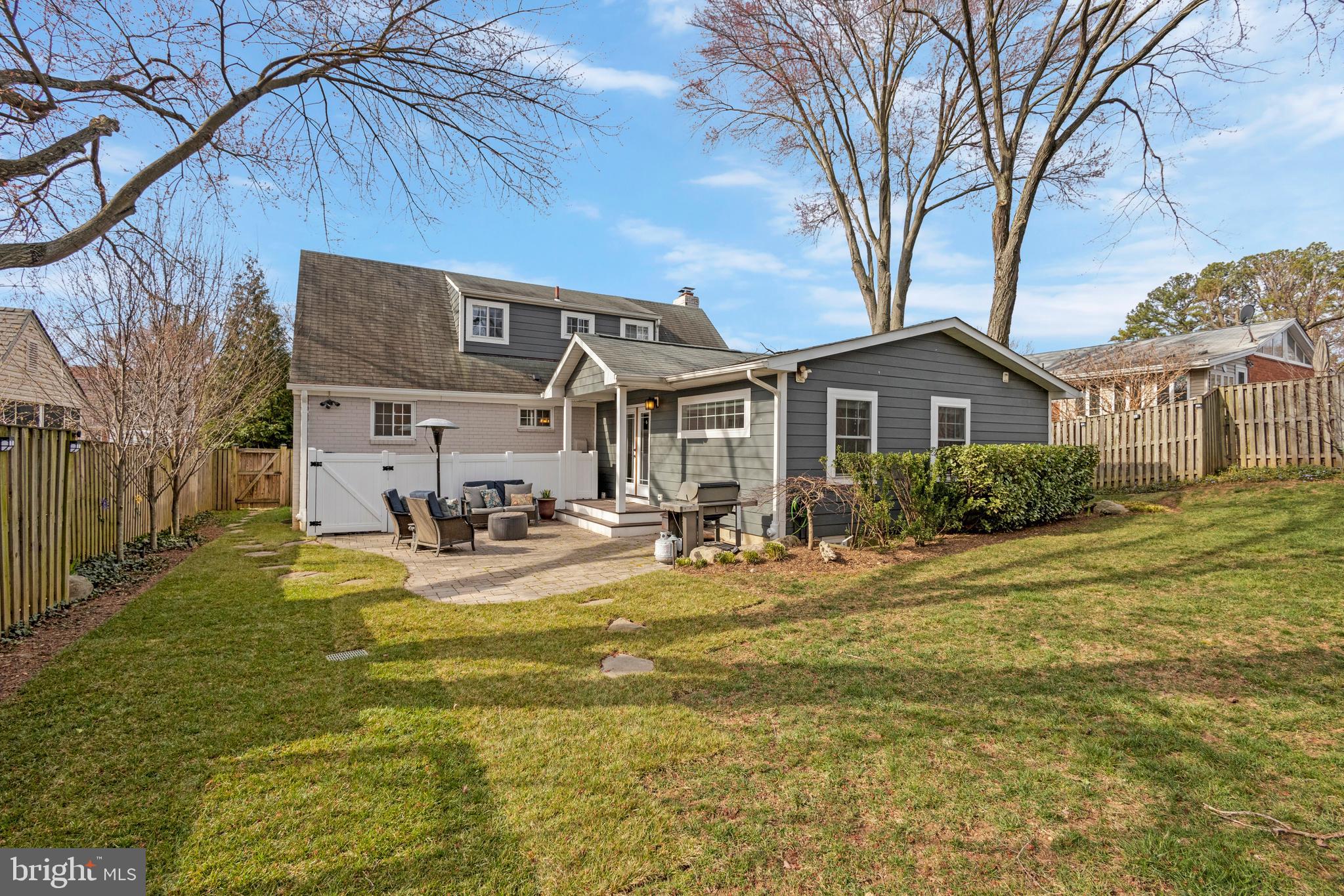 5109 Talbot Pl