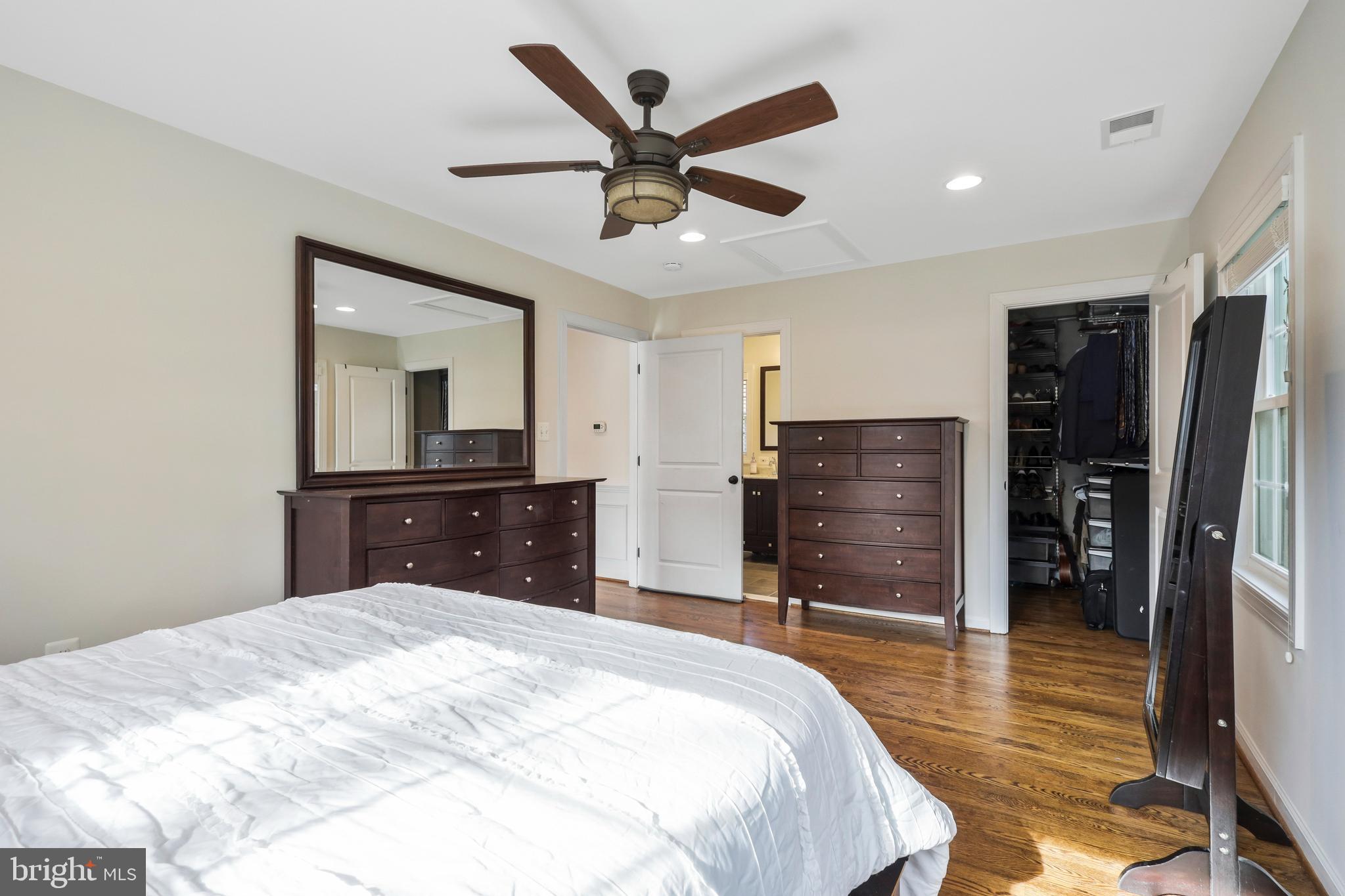 5109 Talbot Pl