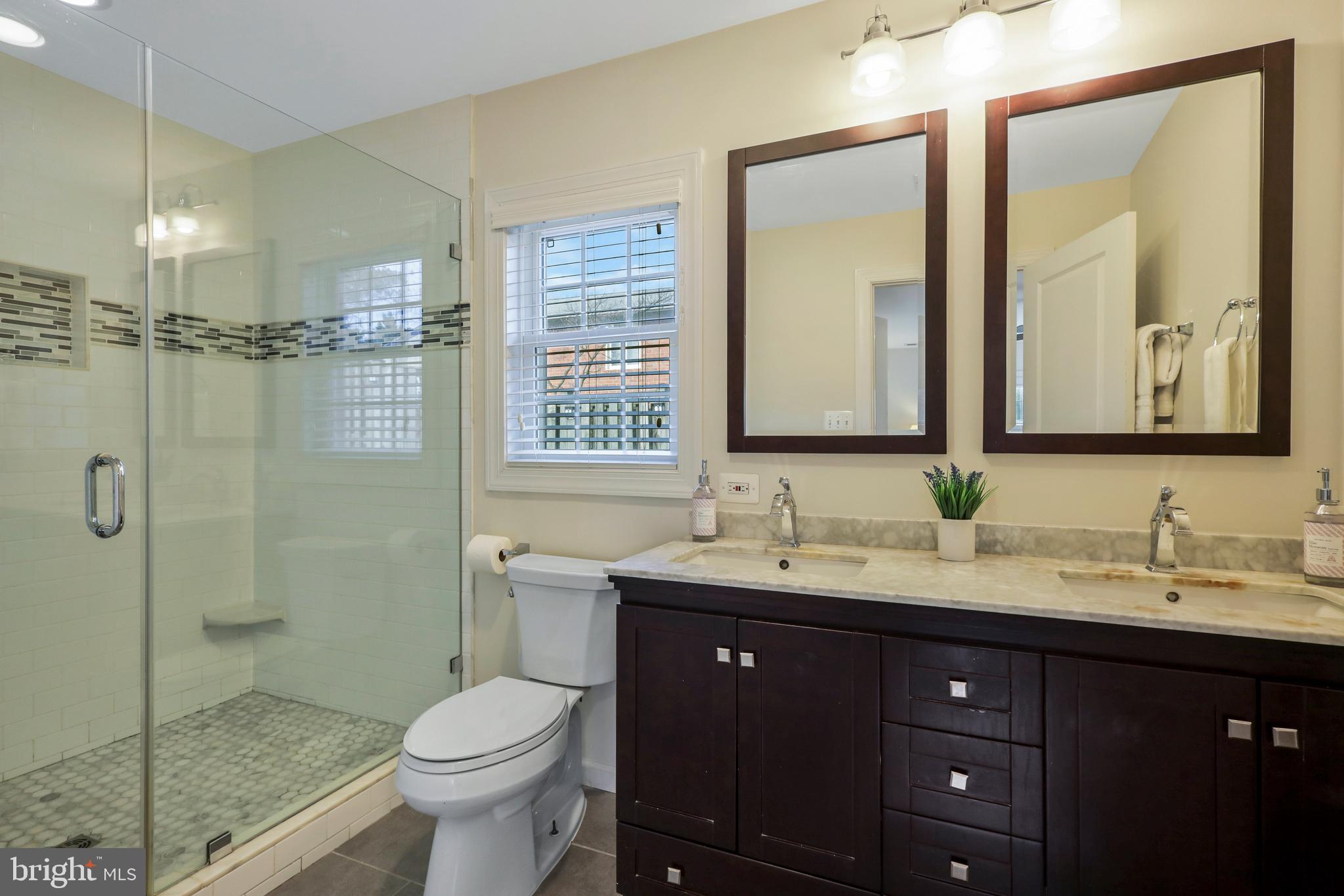 5109 Talbot Pl