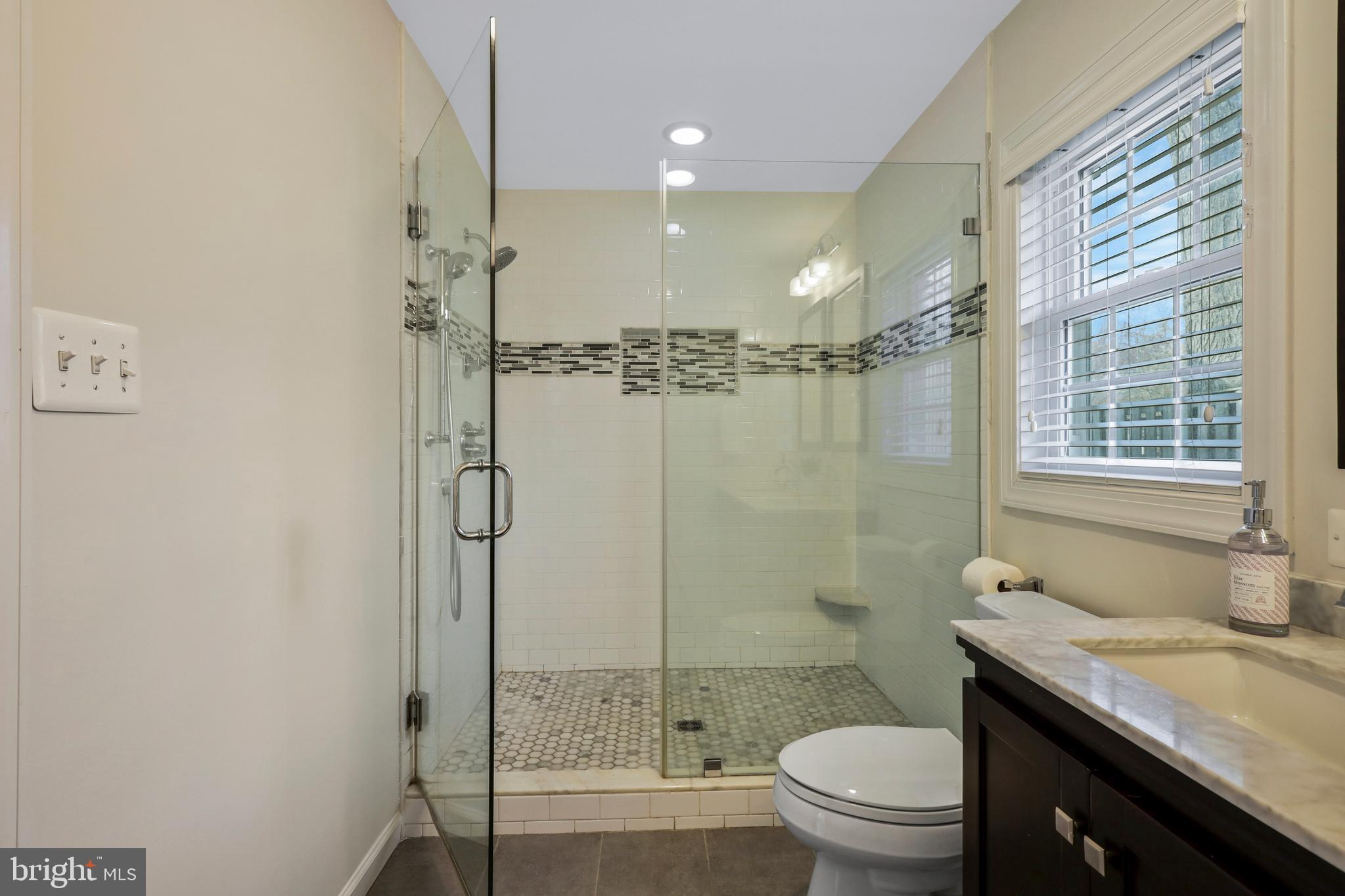 5109 Talbot Pl