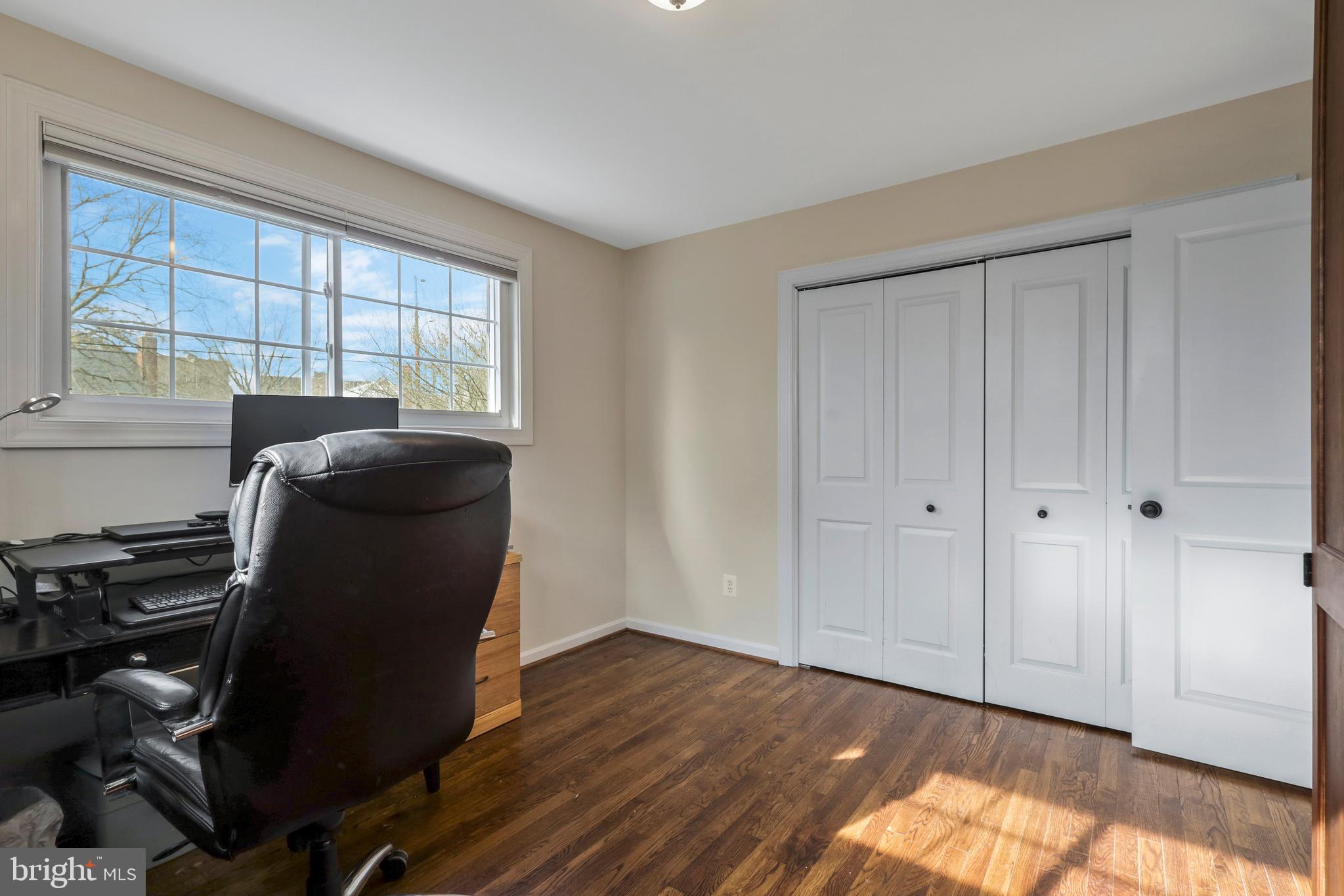5109 Talbot Pl