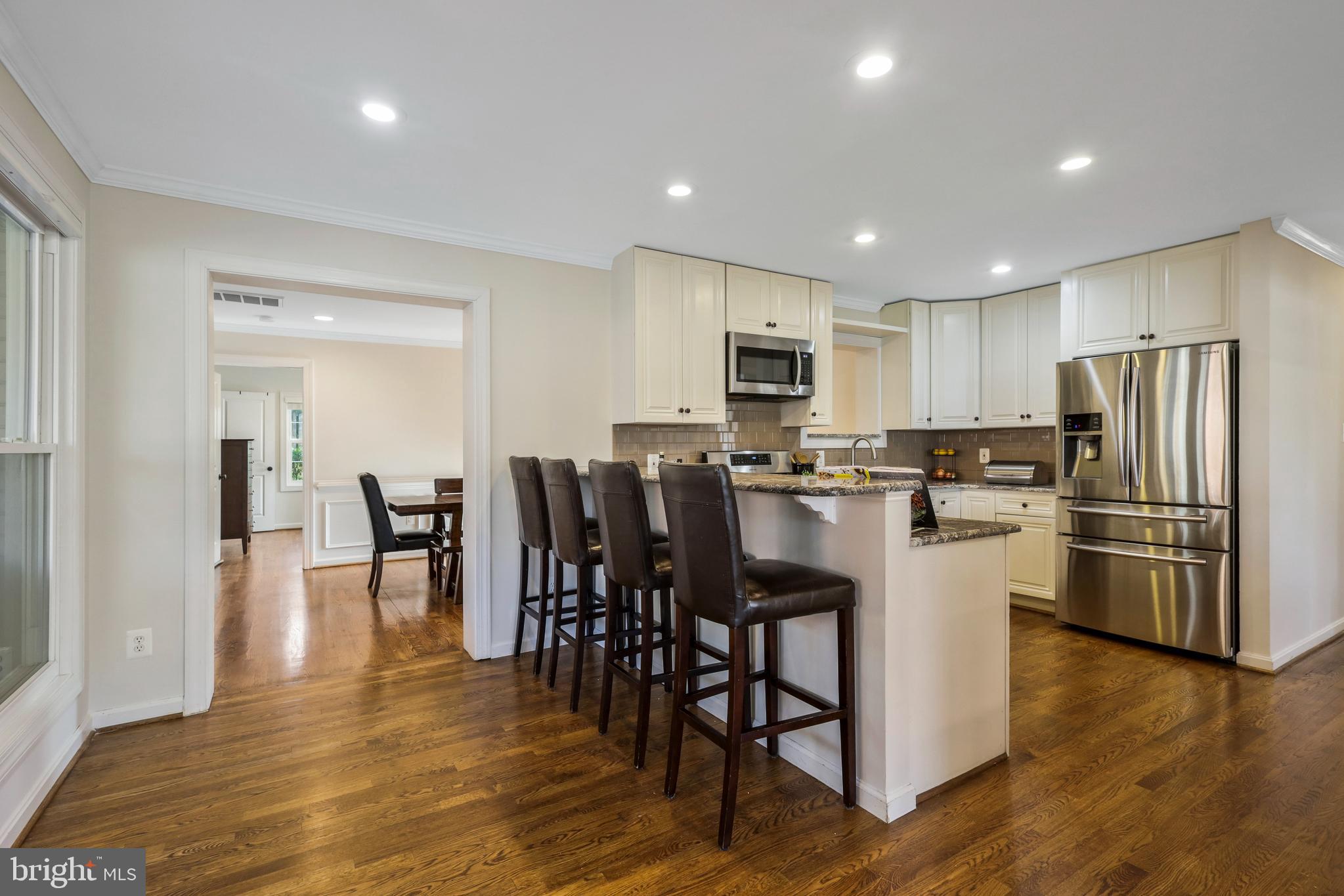 5109 Talbot Pl
