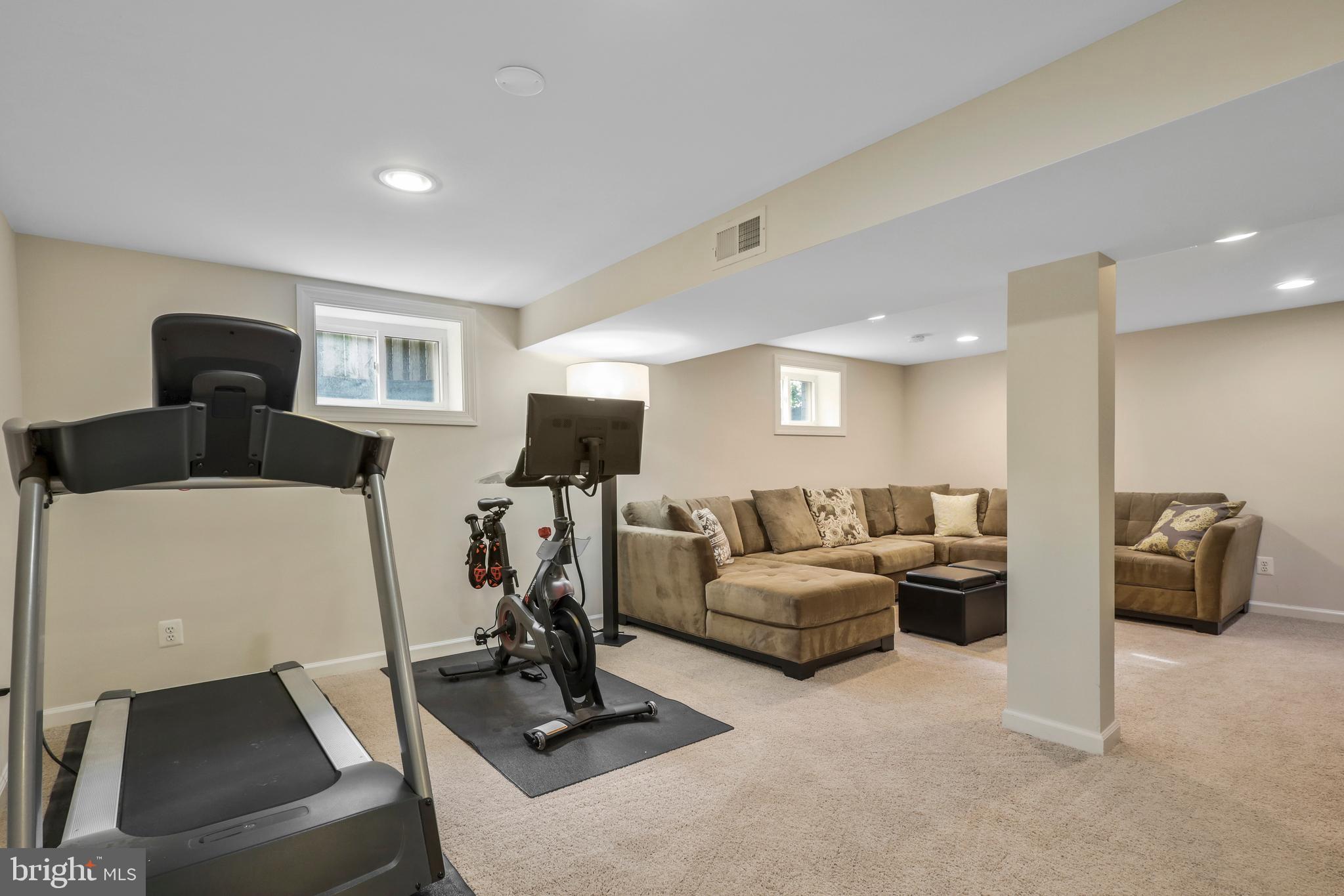 5109 Talbot Pl